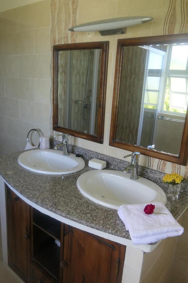 Tropical Garden Self Catering Βίλα Victoria Εξωτερικό φωτογραφία