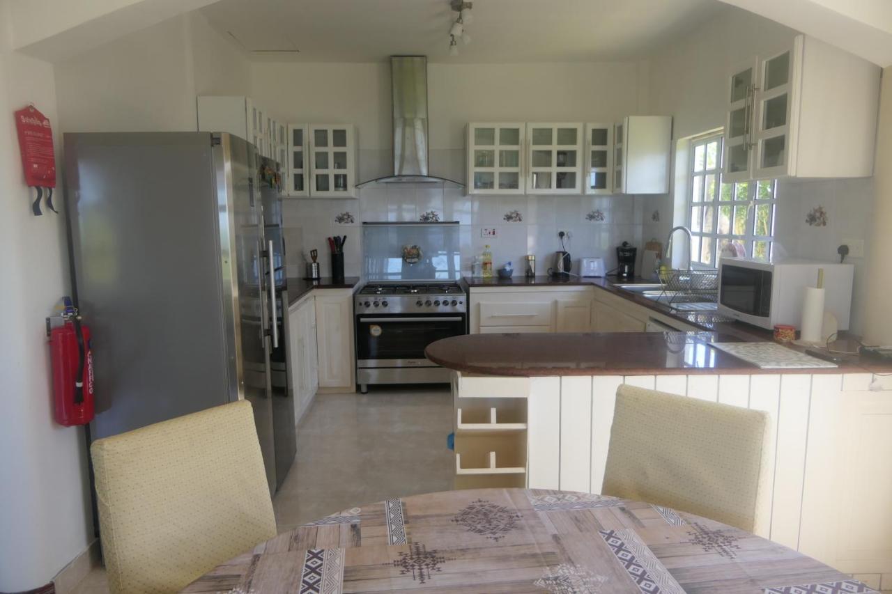 Tropical Garden Self Catering Βίλα Victoria Εξωτερικό φωτογραφία