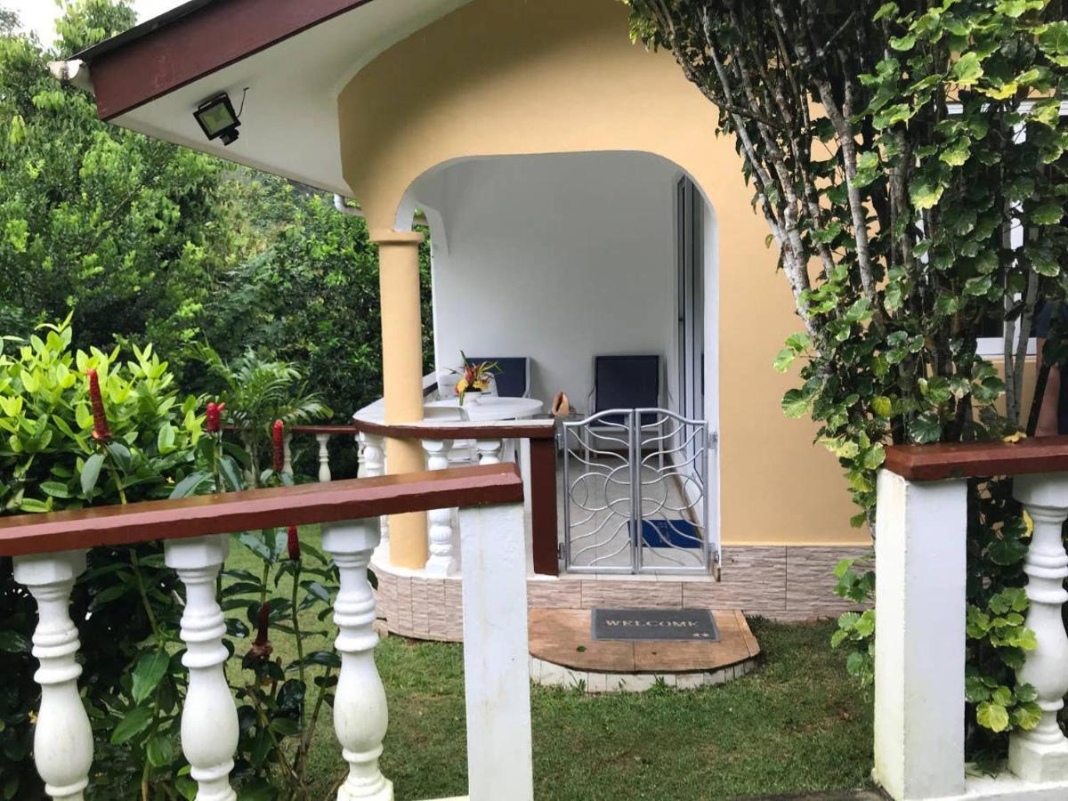 Tropical Garden Self Catering Βίλα Victoria Εξωτερικό φωτογραφία