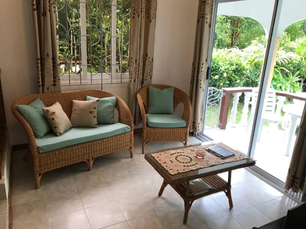 Tropical Garden Self Catering Βίλα Victoria Εξωτερικό φωτογραφία
